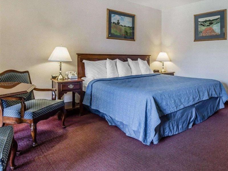 Econo Lodge Near Reno-Sparks Convention Center Екстер'єр фото