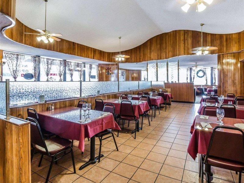 Econo Lodge Near Reno-Sparks Convention Center Екстер'єр фото