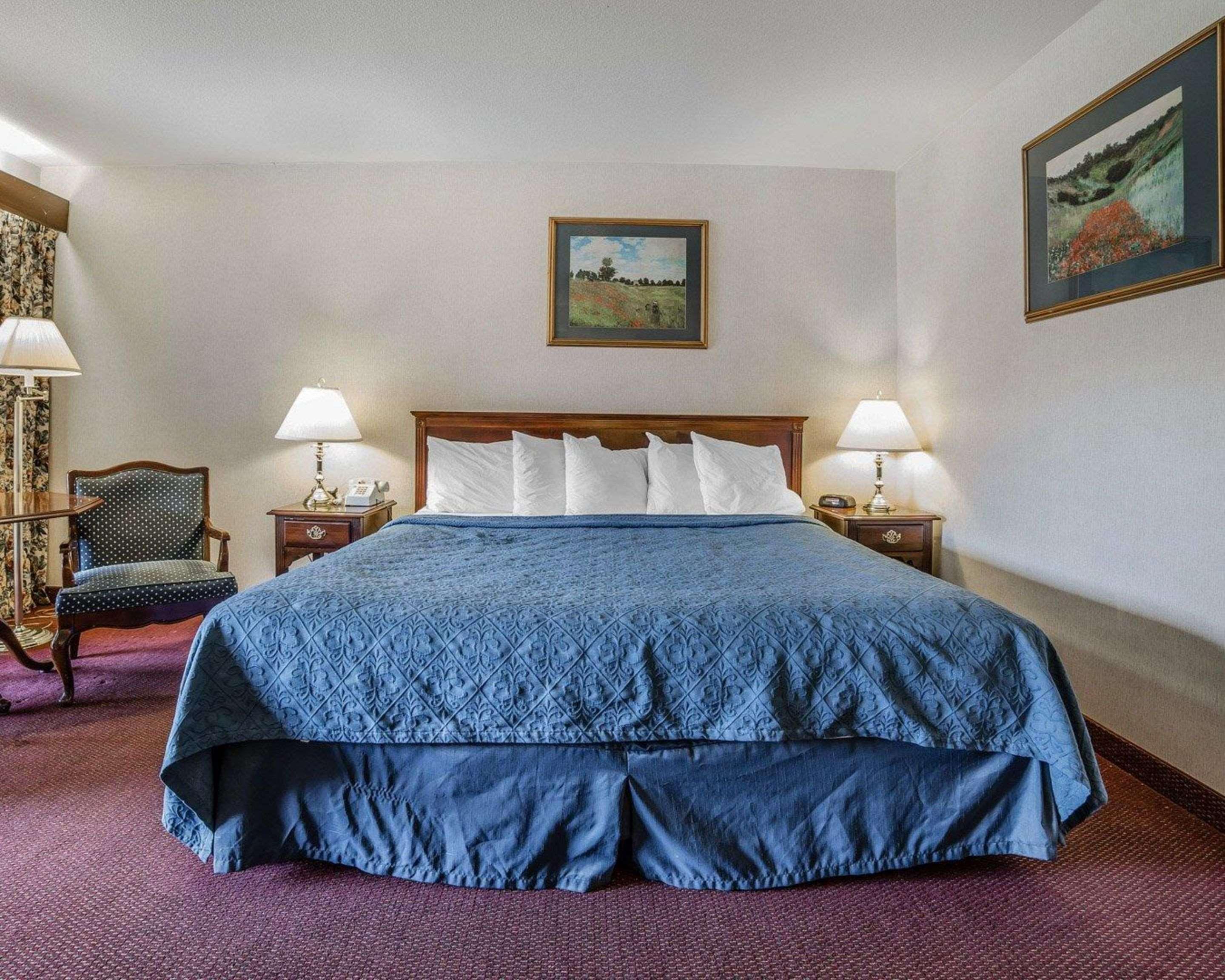 Econo Lodge Near Reno-Sparks Convention Center Екстер'єр фото