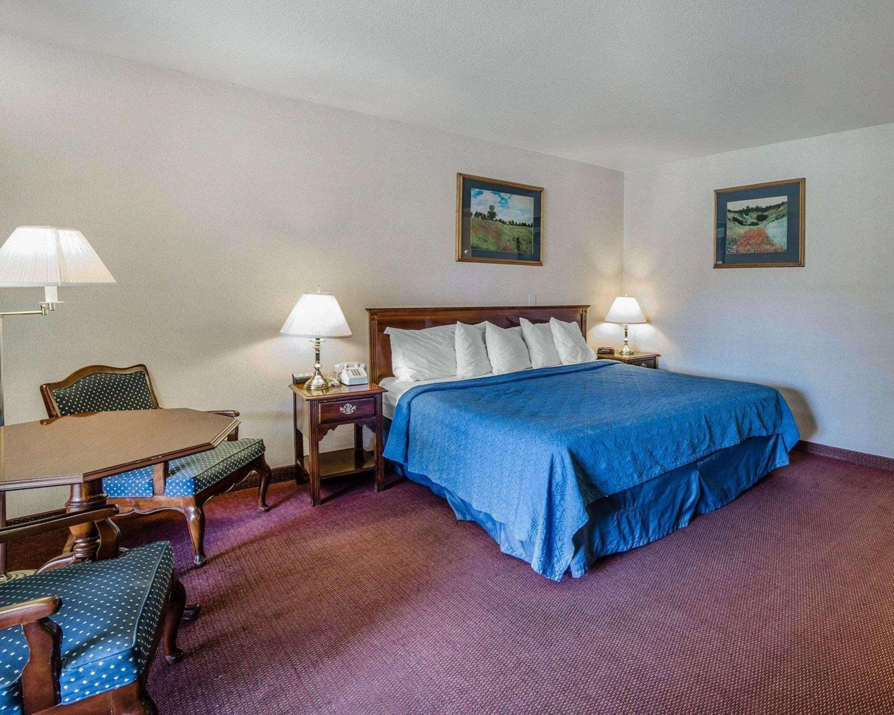 Econo Lodge Near Reno-Sparks Convention Center Екстер'єр фото