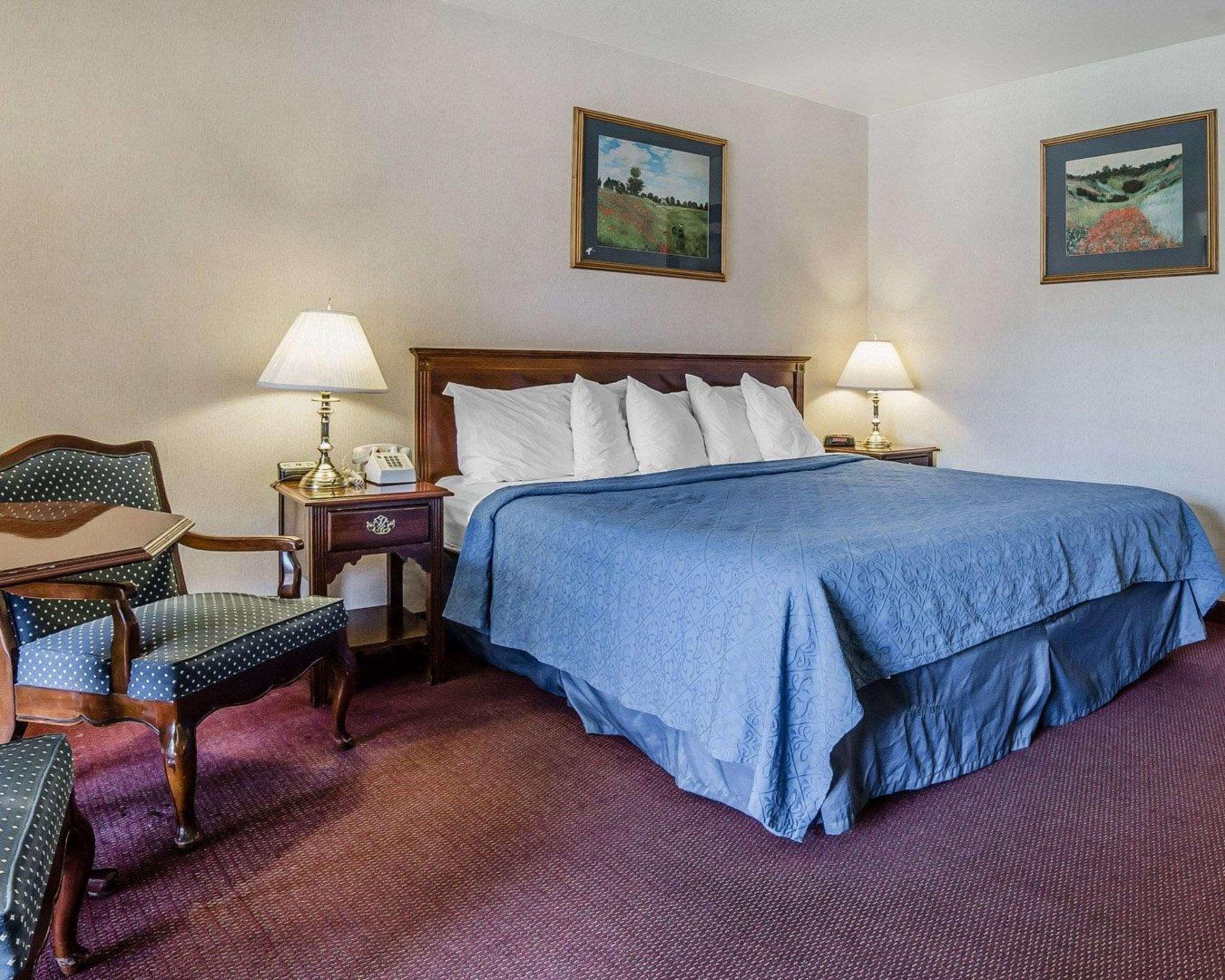 Econo Lodge Near Reno-Sparks Convention Center Екстер'єр фото