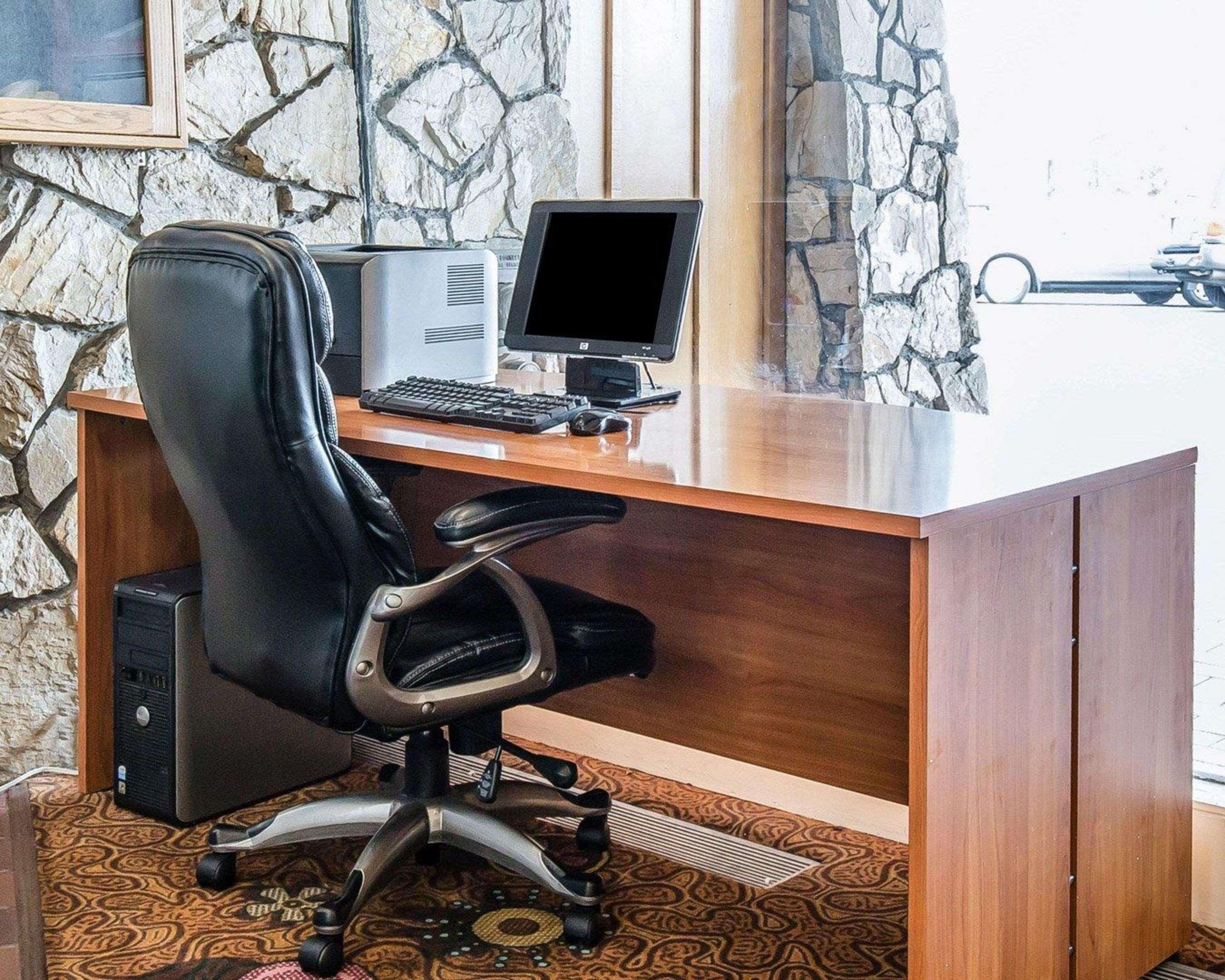 Econo Lodge Near Reno-Sparks Convention Center Екстер'єр фото