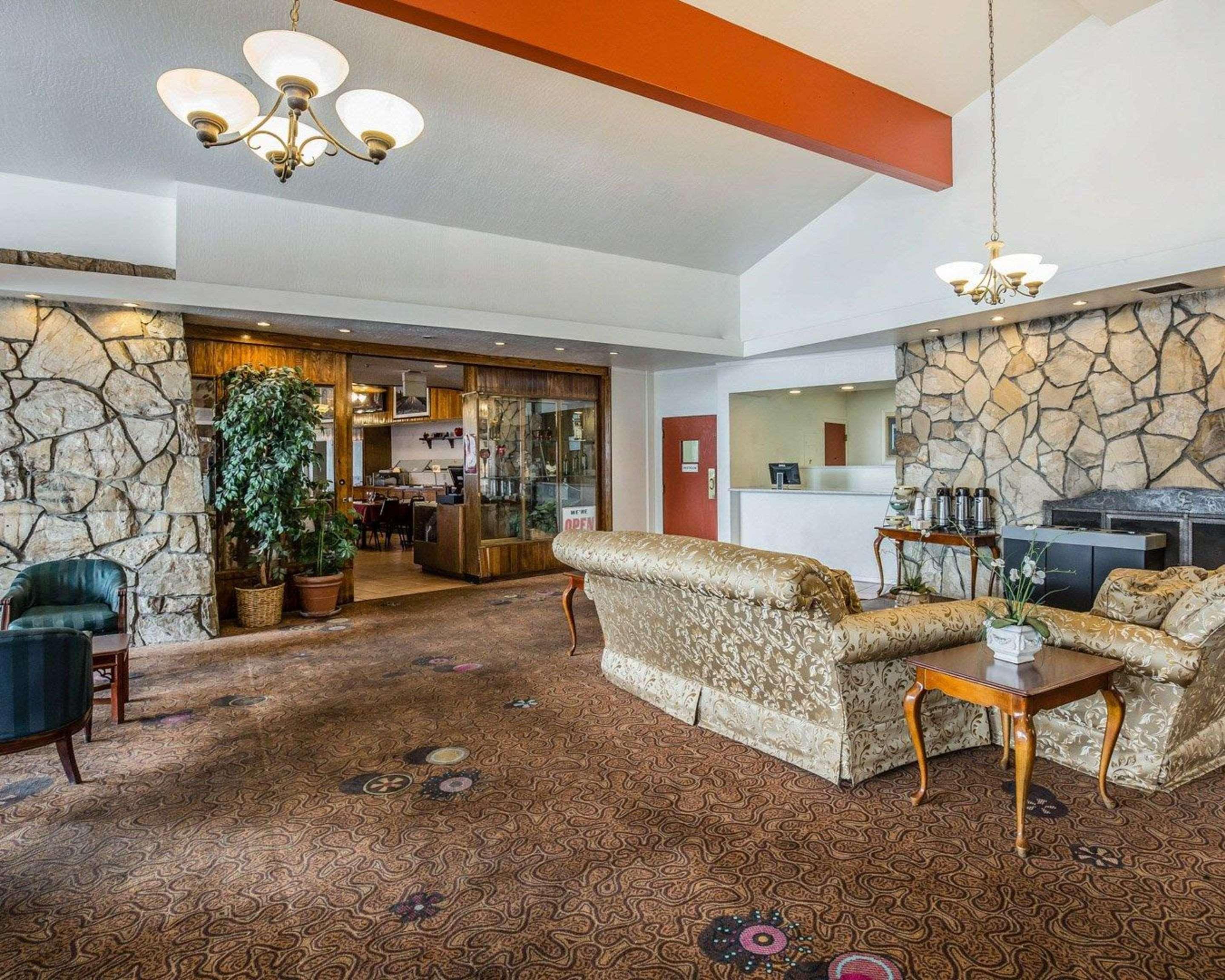 Econo Lodge Near Reno-Sparks Convention Center Екстер'єр фото
