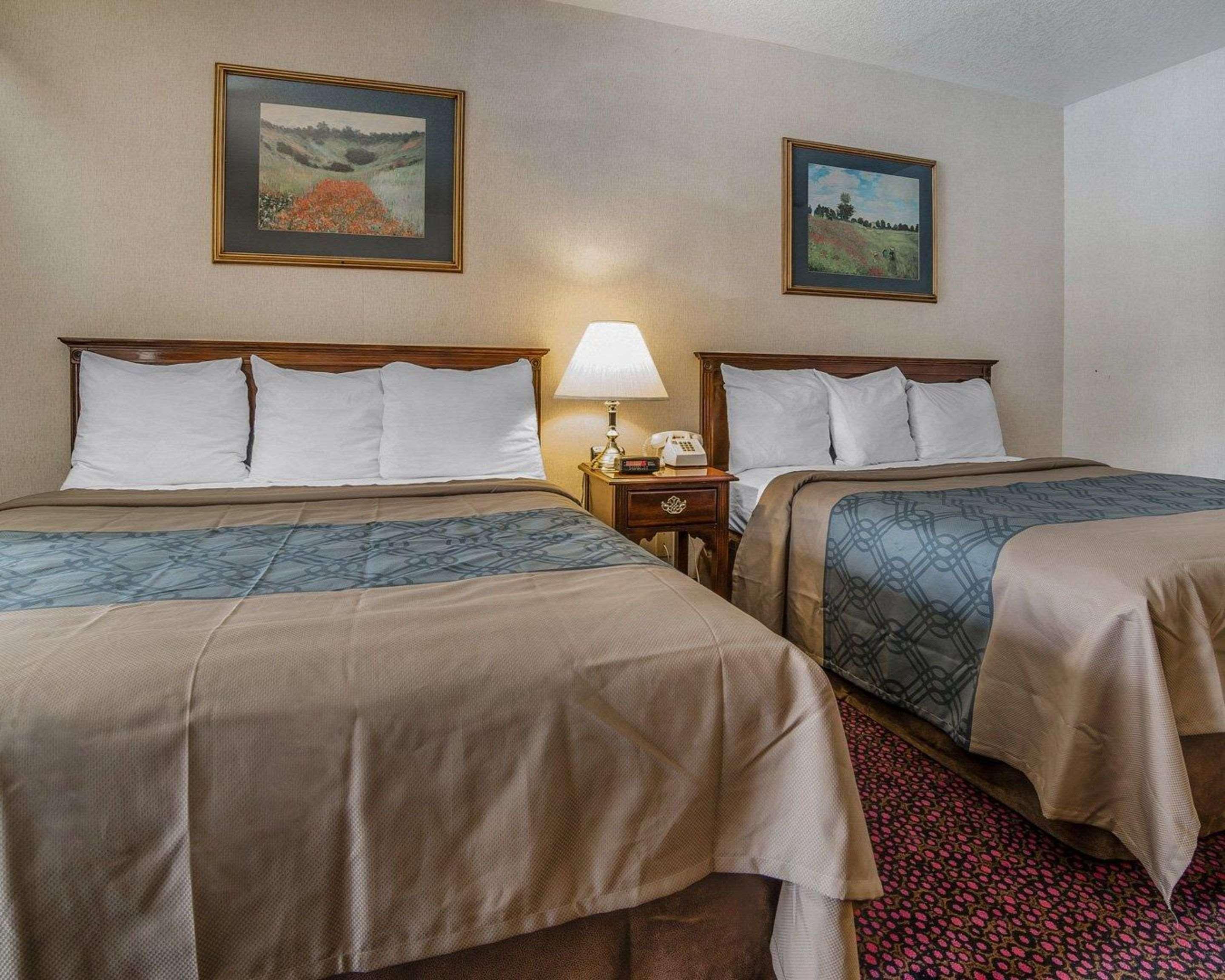 Econo Lodge Near Reno-Sparks Convention Center Екстер'єр фото