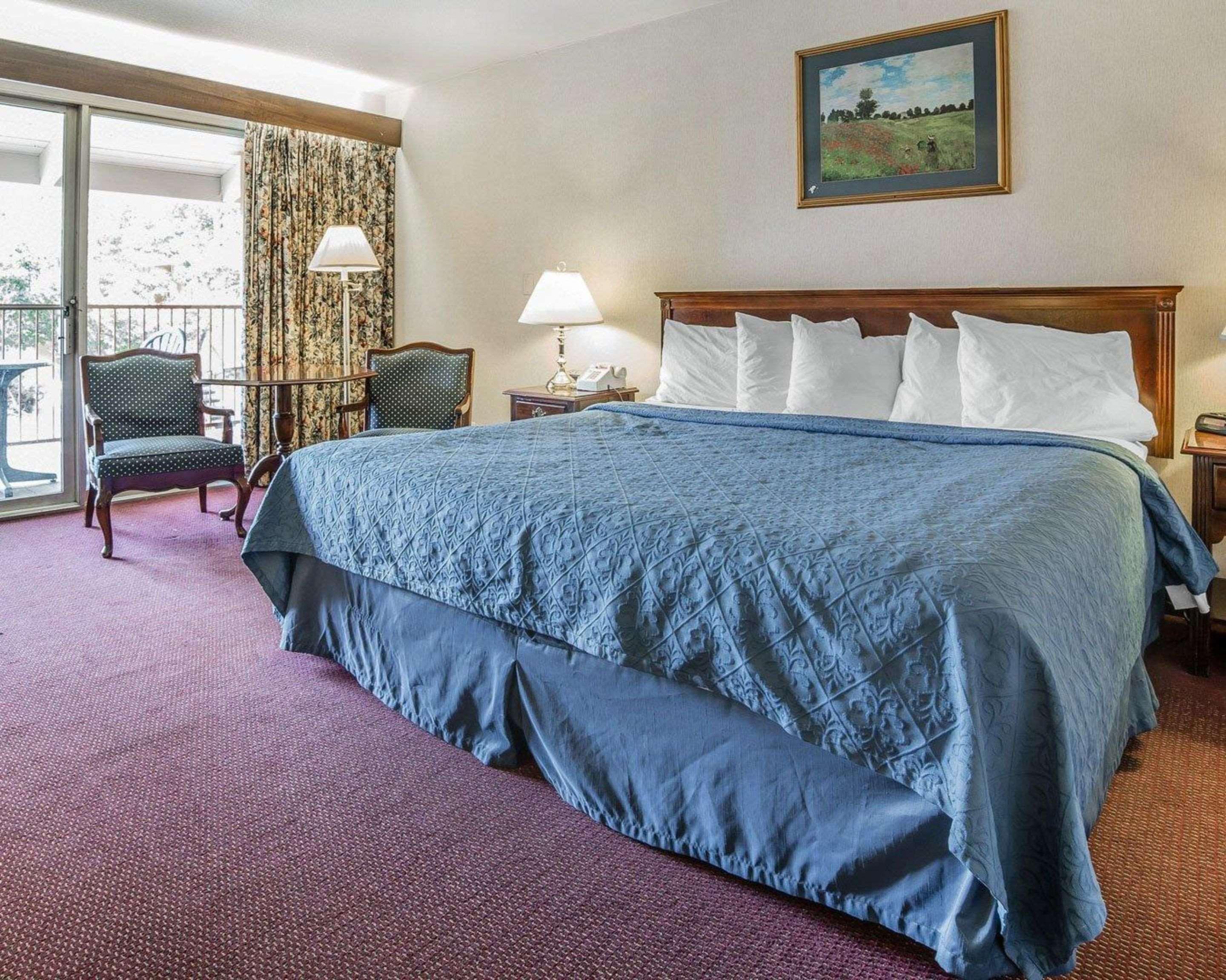 Econo Lodge Near Reno-Sparks Convention Center Екстер'єр фото