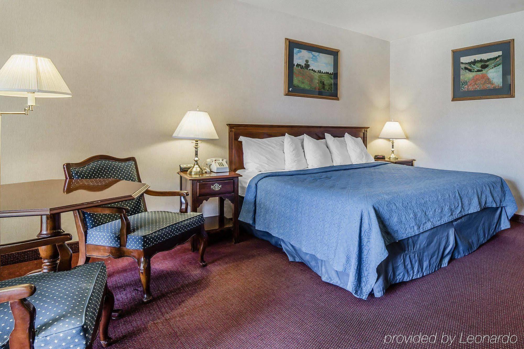 Econo Lodge Near Reno-Sparks Convention Center Екстер'єр фото