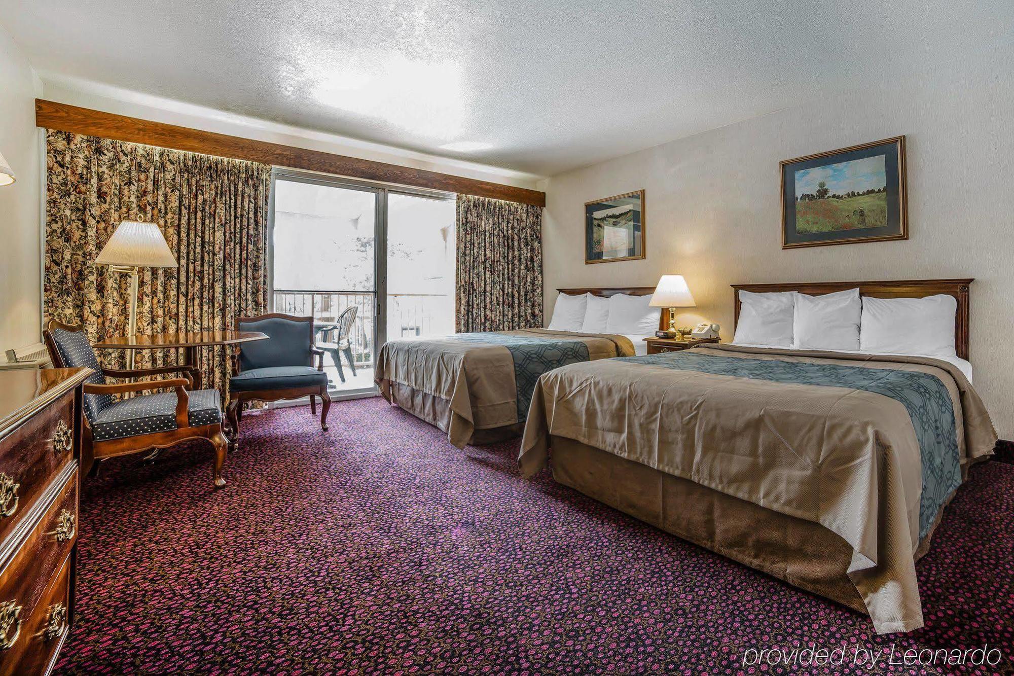 Econo Lodge Near Reno-Sparks Convention Center Екстер'єр фото