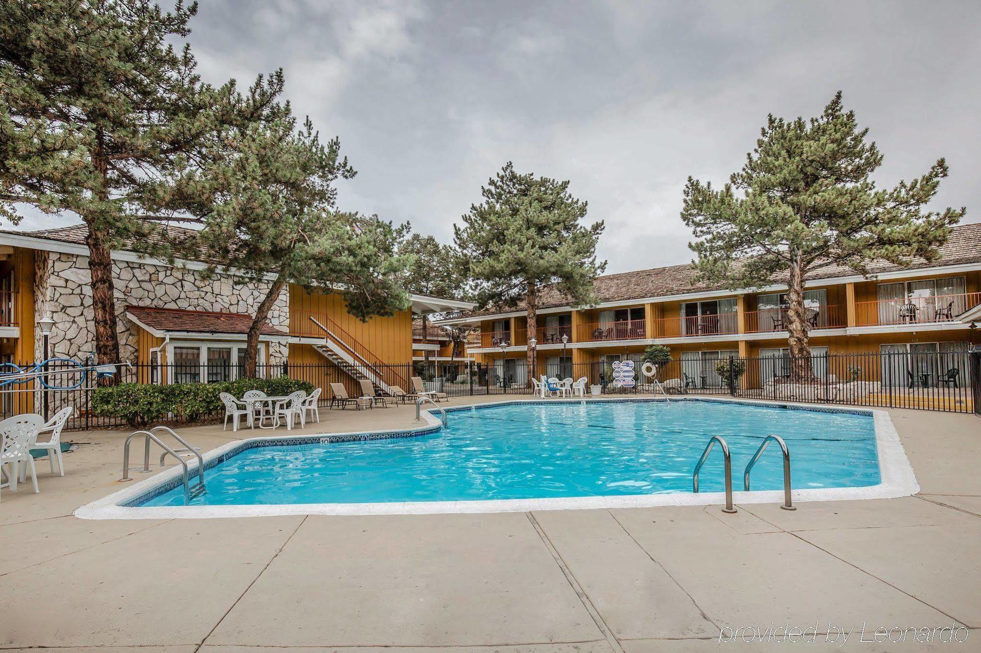 Econo Lodge Near Reno-Sparks Convention Center Екстер'єр фото
